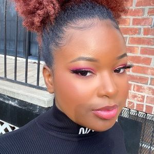 Meet your Posher, Janelle